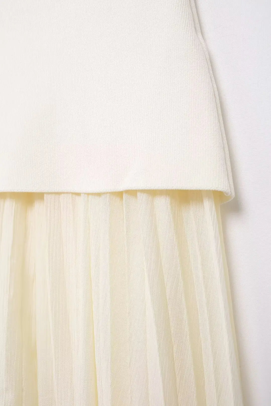 Modern Women's Set - Blouse + Long Skirt with High Waist Zipper