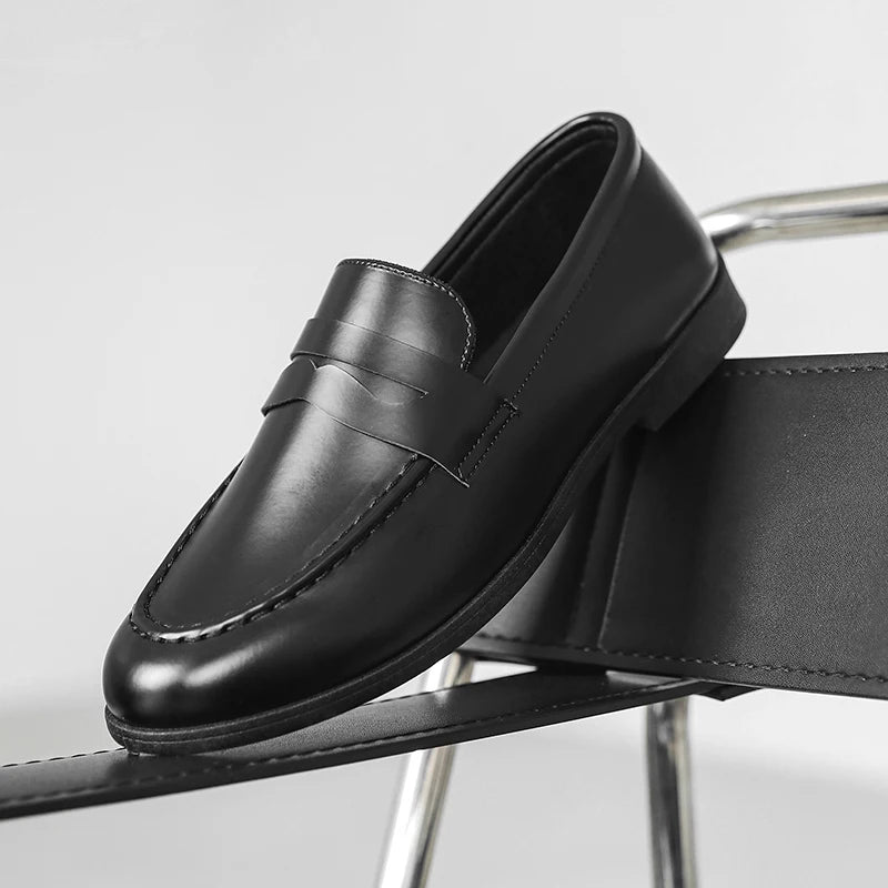 Summer Men's Suede Leather Flat Designer Loafers Comfy Outdoor Walking Shoes British Style All-match Non-slip Driving Boat Shoes