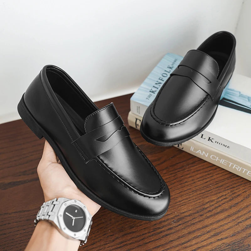 Summer Men's Suede Leather Flat Designer Loafers Comfy Outdoor Walking Shoes British Style All-match Non-slip Driving Boat Shoes