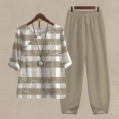 Casual Women's Set - Short Sleeve Shirt + High Waist Floral Pants